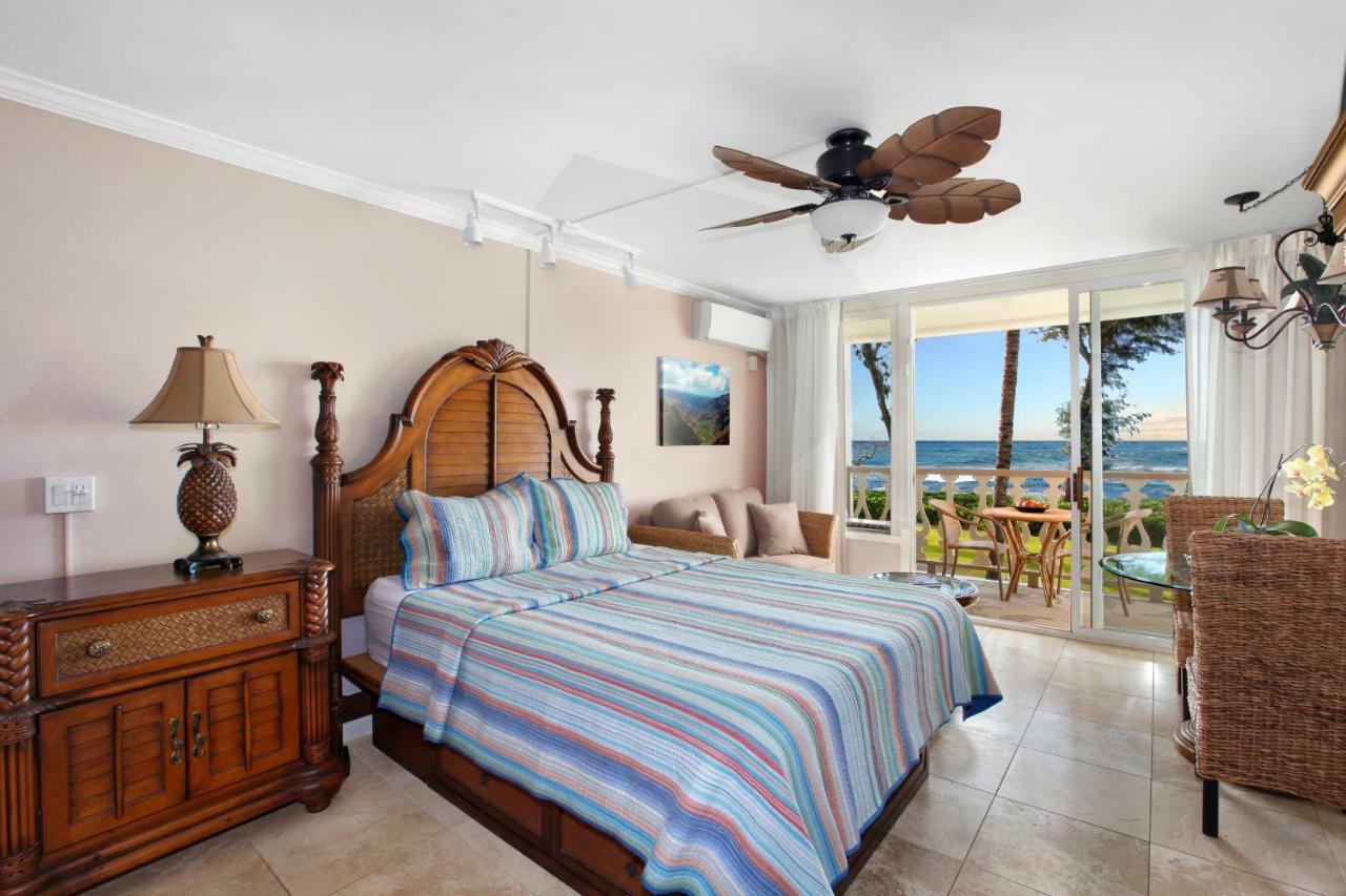 Appartamento Islander On The Beach 352 Oceanfront *Penthouse* Ac Pool Kapa'a Esterno foto